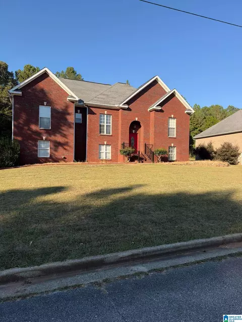 117 Stonegate Cir, Lincoln, AL 35096