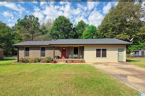 952 Carson Ln SW, Jacksonville, AL 36265