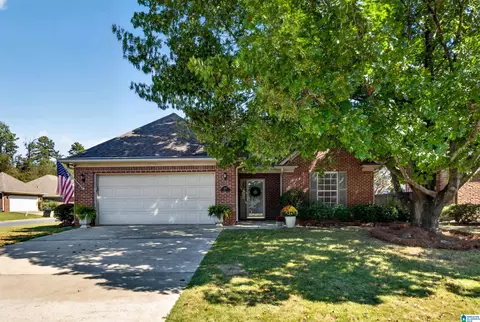 1802 Charleston Cir, Birmingham, AL 35216