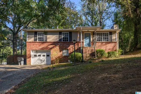 225 Rebecca Dr, Gardendale, AL 35071