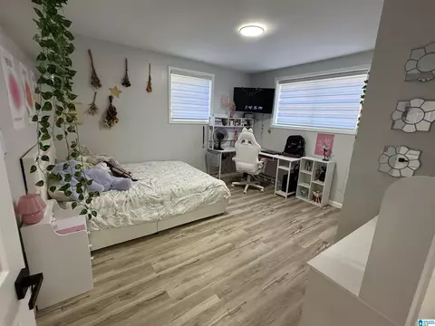 Bedroom - 6202 Chartee Dr, Anniston, AL 36206 photo 6 of 6