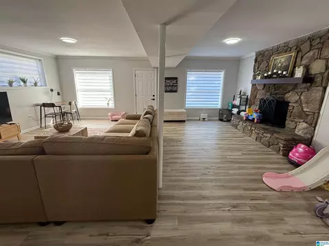 Living - 6202 Chartee Dr, Anniston, AL 36206 photo 5 of 7