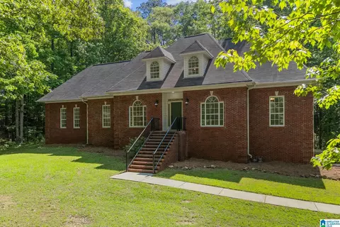 3504 Sharon Ln, Hueytown, AL 35023
