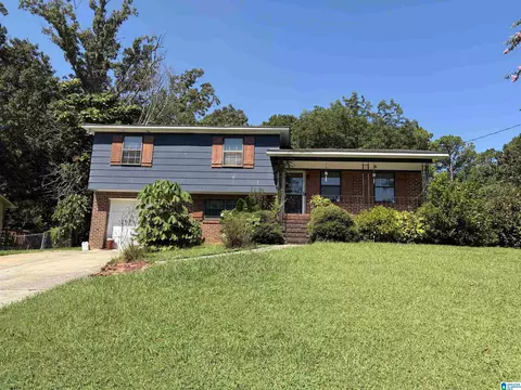 2416 7th Pl NE, Center Point, AL 35215