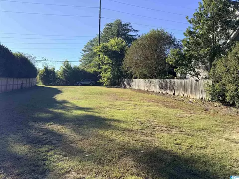 304 Clermont Dr #151, Homewood, AL 35209
