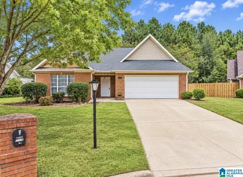 1118 Hale Cir, Birmingham, AL 35215