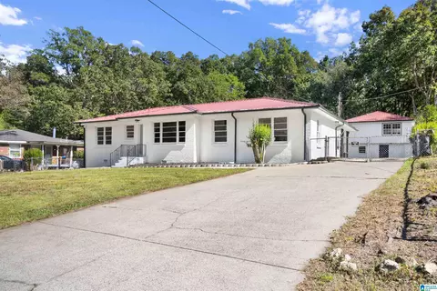 2729 5th St NE, Center Point, AL 35215