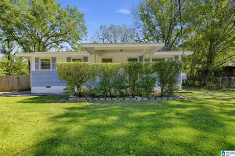 1657 4th Way NW, Center Point, AL 35215