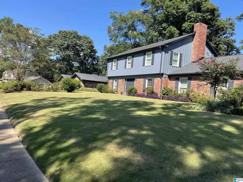 2375 Lime Rock Rd, Vestavia Hills, AL 35216