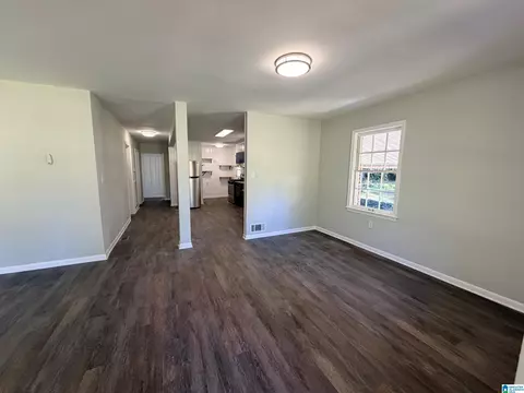 Living - 1205 4th Ave, Clanton, AL 35045 photo 1 of 3