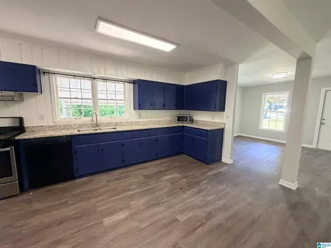 Kitchen - 1205 4th Ave, Clanton, AL 35045 photo 3 of 3