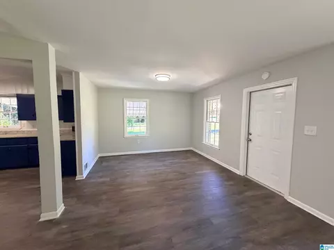 Living - 1205 4th Ave, Clanton, AL 35045 photo 3 of 3