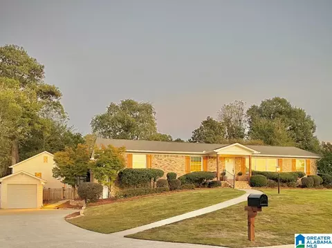 2709 Altadena Lake Rd, Birmingham, AL 35243