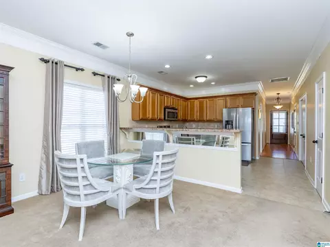 Dining - 528 5th Ave E, Oneonta, AL 35121 photo 1 of 1