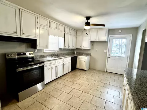 Kitchen - 415 Thomas St, Warrior, AL 35180 photo 1 of 5