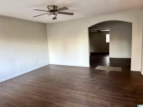 Living - 415 Thomas St, Warrior, AL 35180 photo 6 of 6