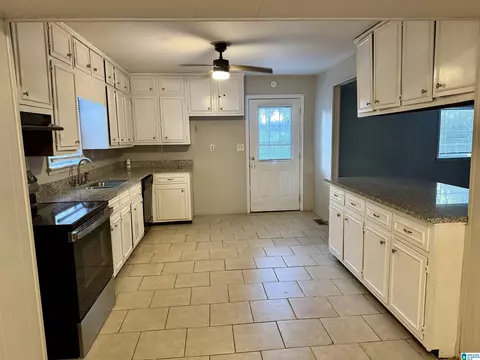 Kitchen - 415 Thomas St, Warrior, AL 35180 photo 5 of 5