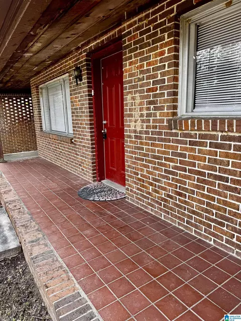 Exterior - 415 Thomas St, Warrior, AL 35180 photo 2 of 4