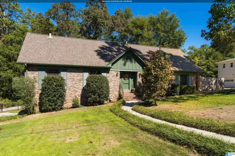 3517 Teton Cir, Hoover, AL 35216