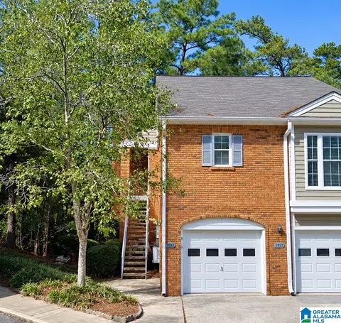 1925 Waterford Pl #1925, Hoover, AL 35244