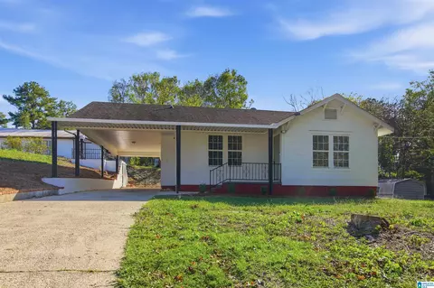 990 Bluff St, Bessemer, AL 35020