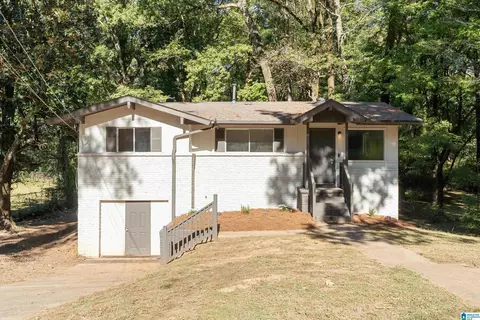 1632 Bobolink Ln NE, Center Point, AL 35215