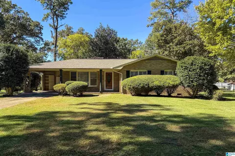 408 4th Ave NE, Jacksonville, AL 36265