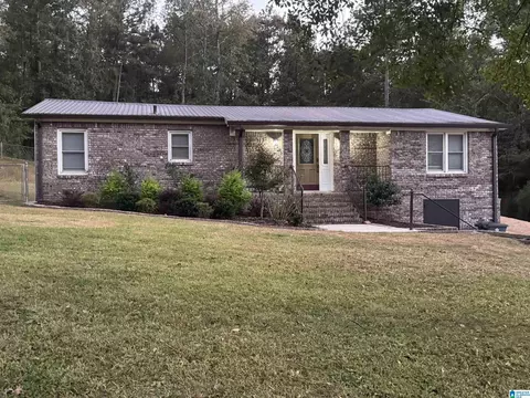 557 Westland Ln, Morris, AL 35116