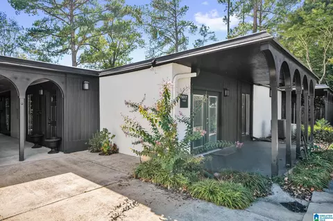 3017 Massey Rd #C, Vestavia Hills, AL 35216
