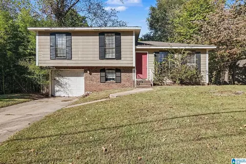 3140 Fieldstone Cir, Birmingham, AL 35215