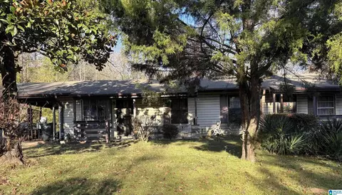1018 Pleasant View Rd, Bessemer, AL 35020