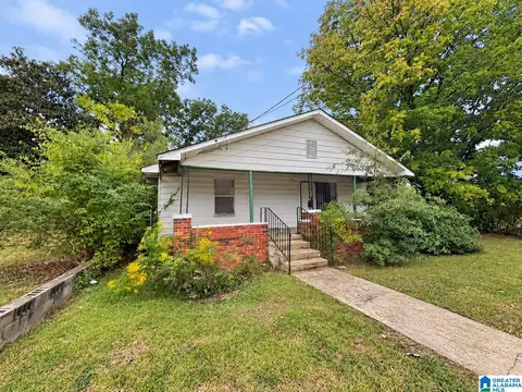 10 Center St, Bessemer, AL 35020