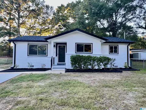 1128 Roebuck Lawn Dr, Birmingham, AL 35215