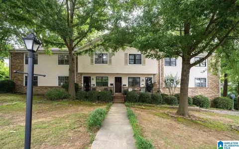 2703 Southbury Cir #2703, Vestavia Hills, AL 35216
