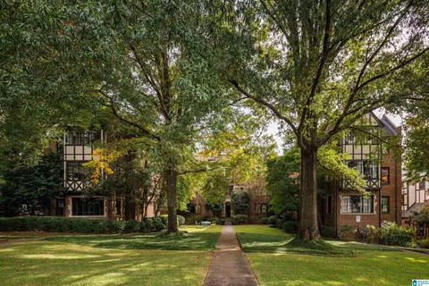 2505 Montevallo Rd #12, Mountain Brook, AL 35223
