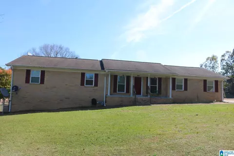 1066 Rock Creek Rd, Bessemer, AL 35023