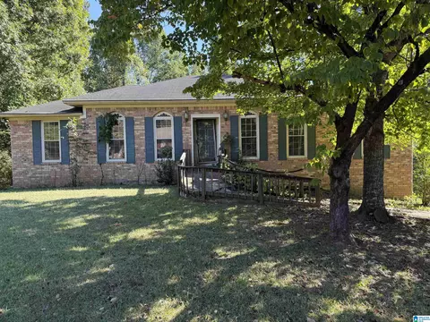 339 11th Pl, Pleasant Grove, AL 35127