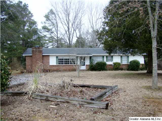 73 Smith Ave, Ohatchee, AL 36271 photo 1