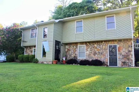 702 Windtree Dr, Weaver, AL 36277 photo 1