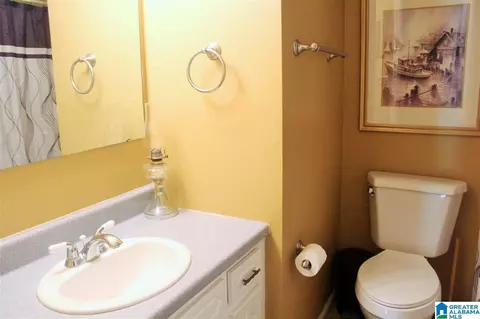 702 Windtree Dr, Weaver, AL 36277 photo 7