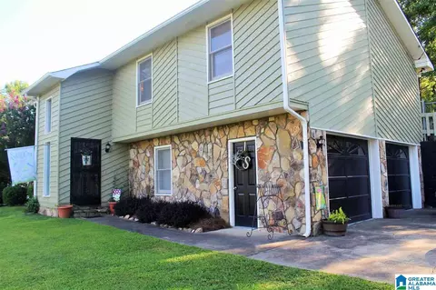 702 Windtree Dr, Weaver, AL 36277 photo 14