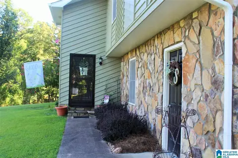 702 Windtree Dr, Weaver, AL 36277 photo 3