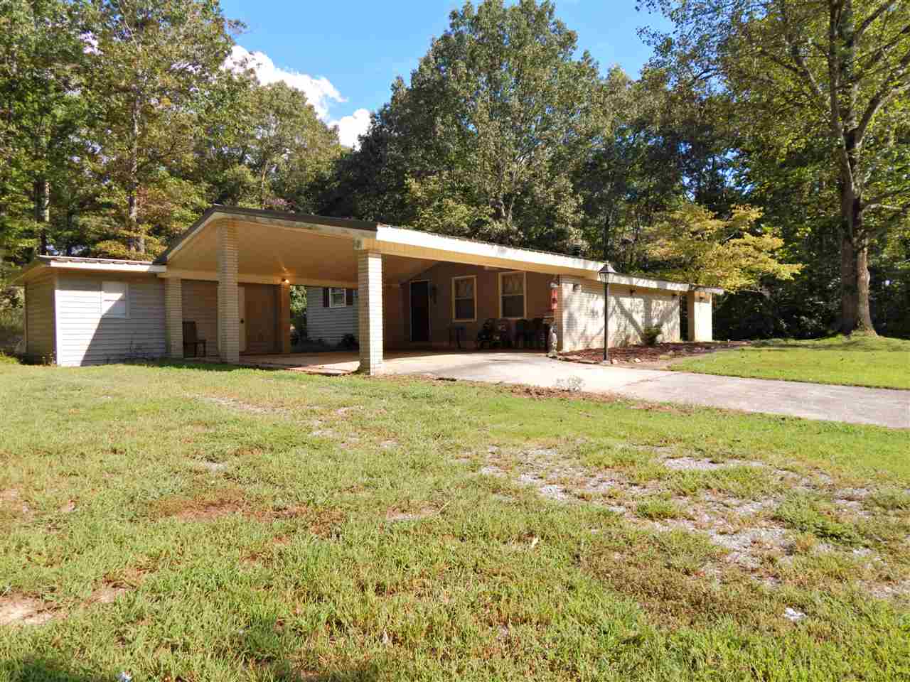 1134 Echo Trl, Warrior, AL 35180 photo 1