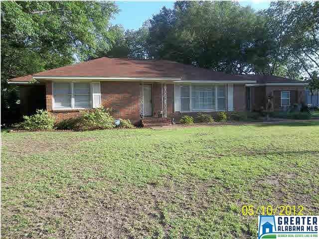 2207 4th Ave N, Clanton, AL 35045 photo 1