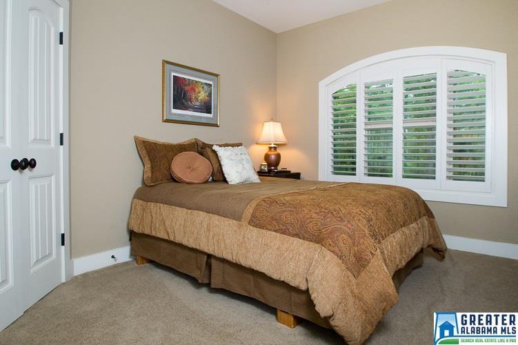 243 Christopher Cv, Sterrett, AL 35147 photo 22
