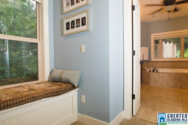 243 Christopher Cv, Sterrett, AL 35147 photo 18