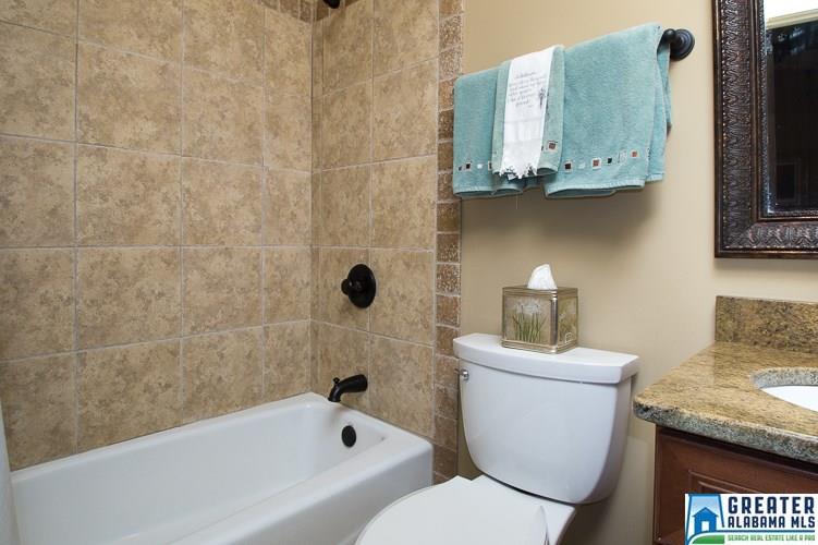 243 Christopher Cv, Sterrett, AL 35147 photo 23