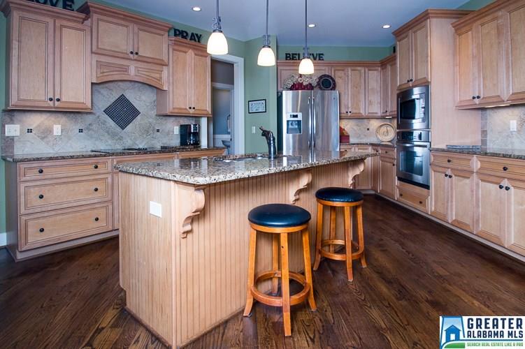 243 Christopher Cv, Sterrett, AL 35147 photo 7