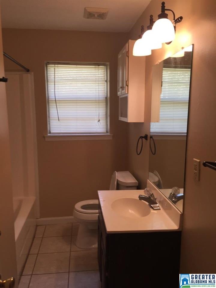 108 Marie St, Clanton, AL 35045 photo 5