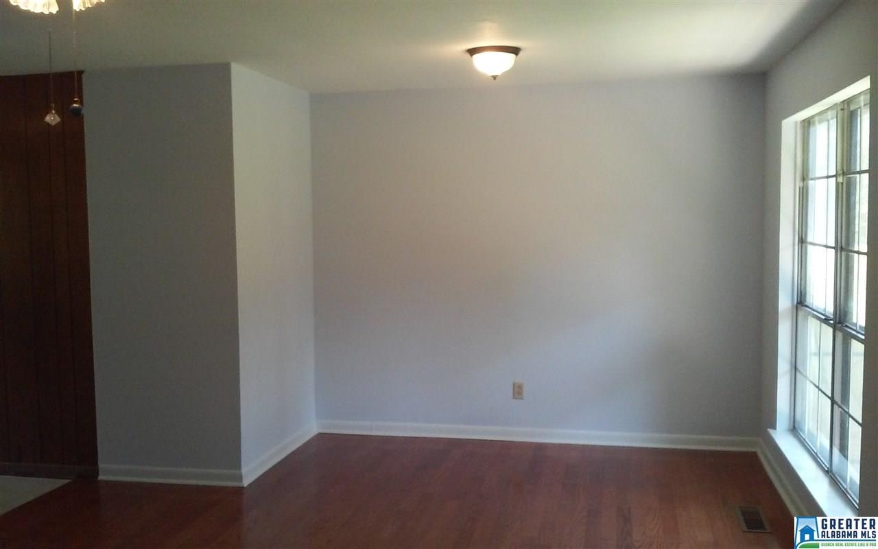 586 Dailey Cir, Oneonta, AL 35121 photo 2